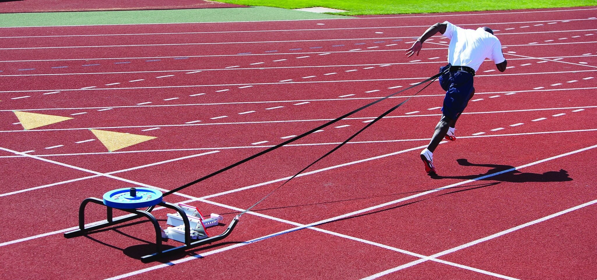 Résistance et Vitesse : La Formule Gagnante pour une Accélération de Pointe