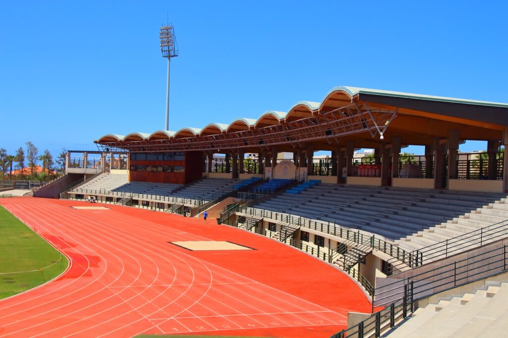 Tableau des Disciplines de l'Athlétisme en Indoor et Outdoor